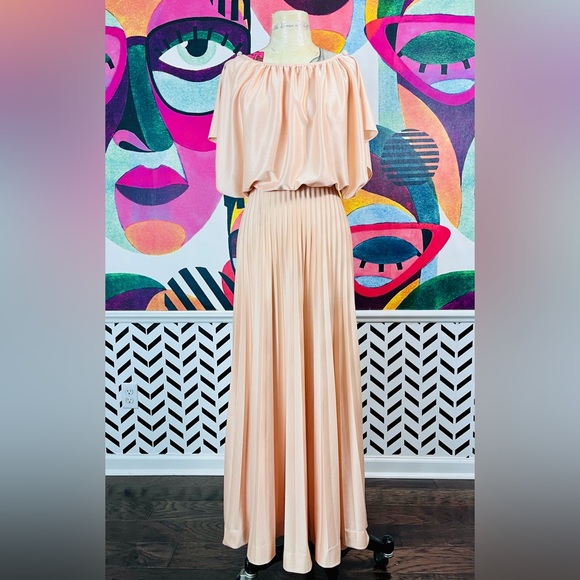 Vintage Dresses & Skirts - VTG 1970s Peach Maxi Dress